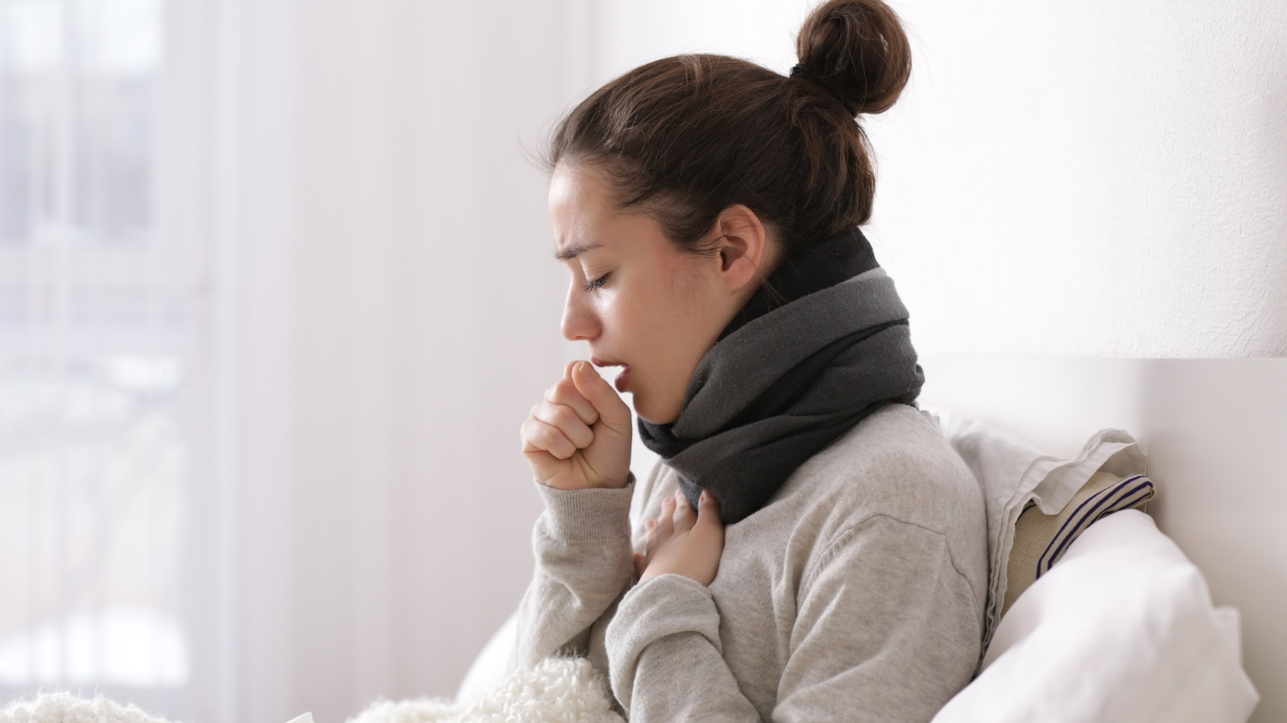 Ho do thay đổi thời tiết: Nguyên nhân, triệu chứng và cách cải thiện